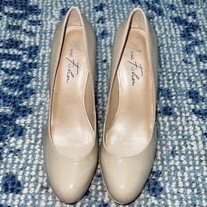 Marc Fisher Patent Leather Nude Heels Size 7